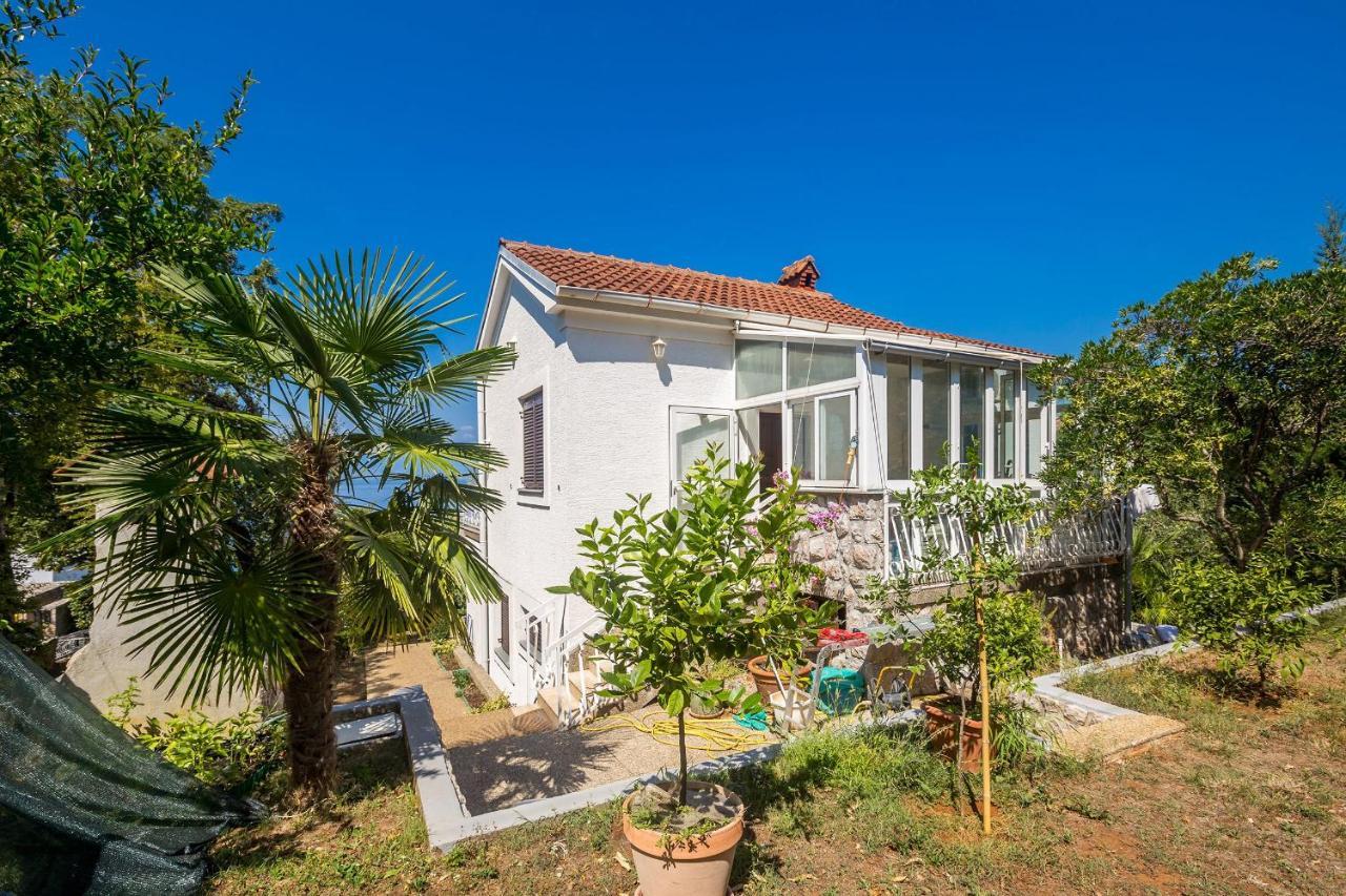 Apartments With A Parking Space Njivice, Krk - 5325 Εξωτερικό φωτογραφία
